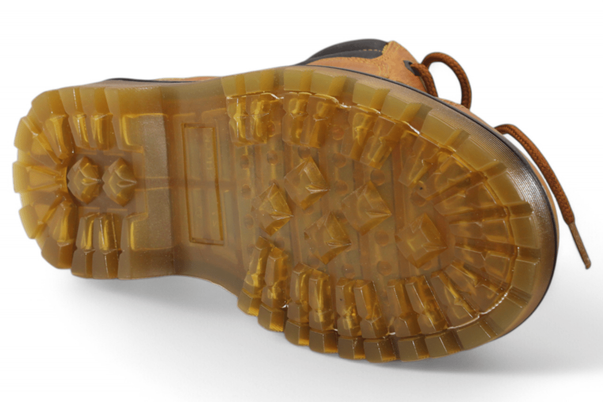Hooch Boots H60151 men's honey leather round toe work boots with clear rubber sole sole view