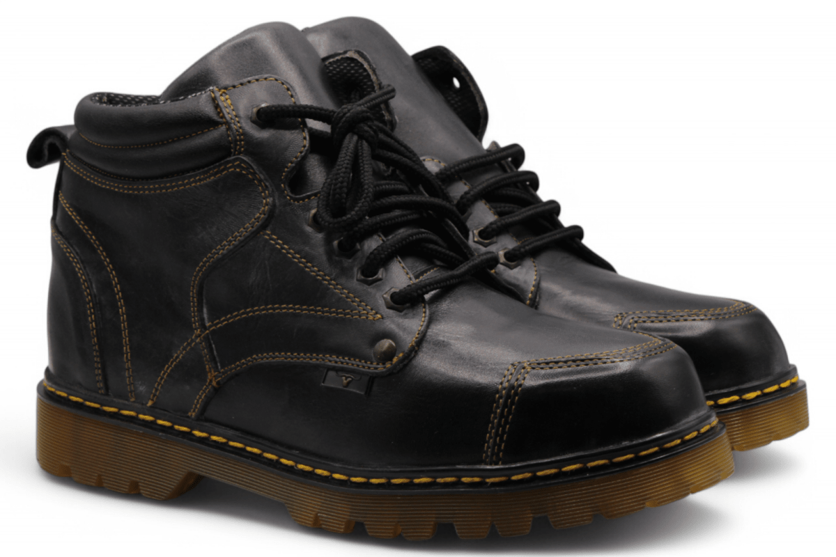 Hooch Boots H60405 men's black leather round toe work boots with clear rubber sole pair view