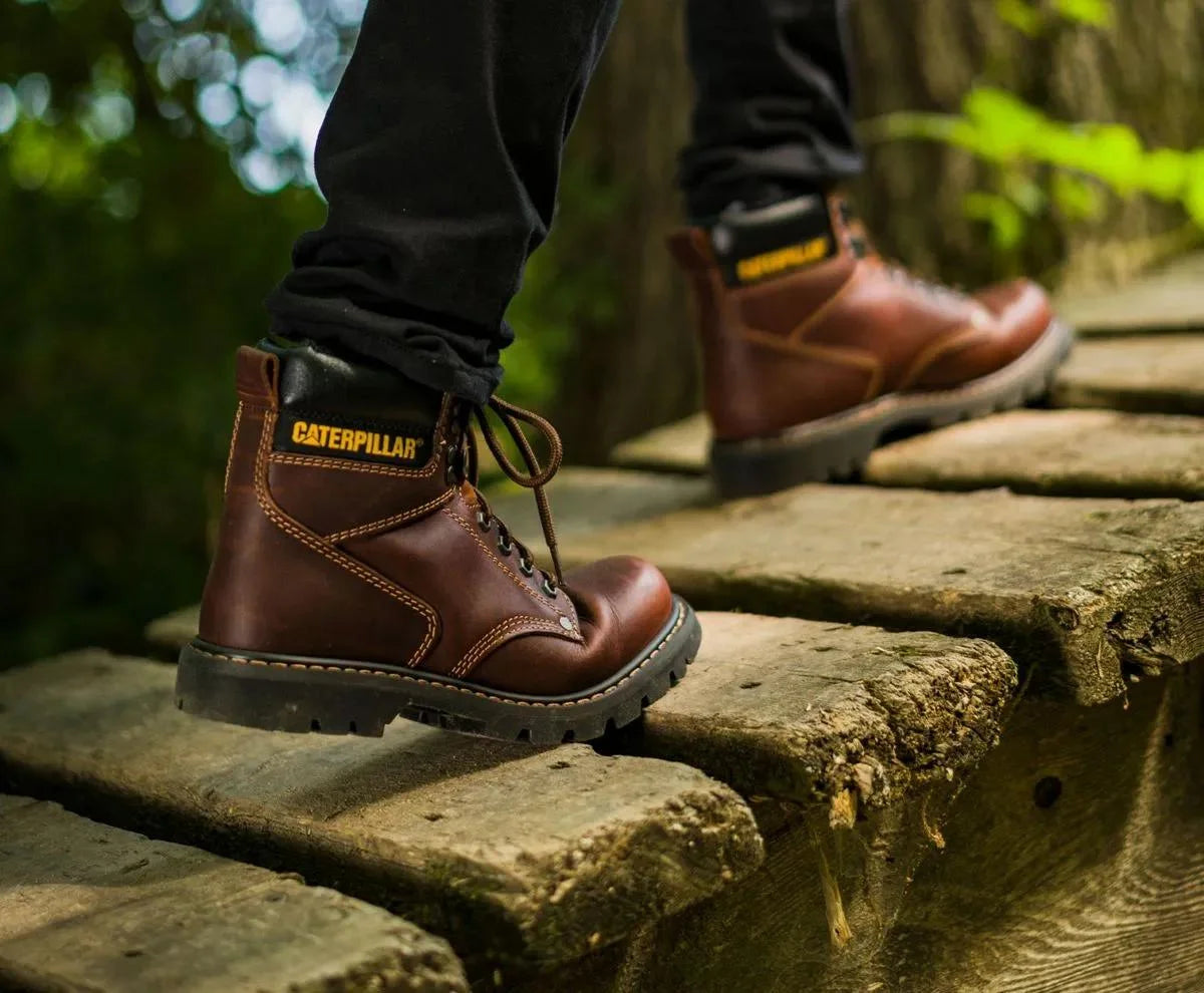 Men's Second Shift Steel Toe Work Boot Dark Brown Color - CAT